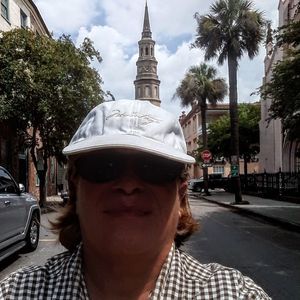 Meet your Posher, Elisa